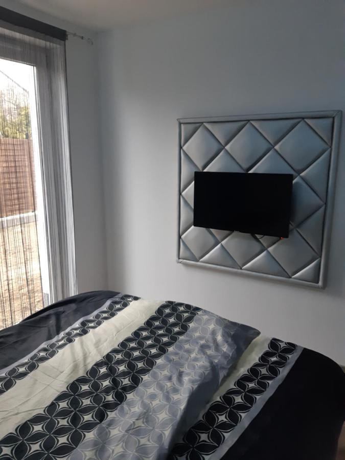 Dilara Apartman Sárvár Esterno foto