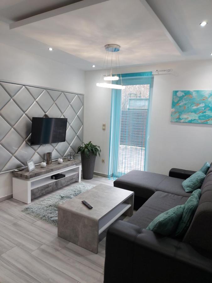 Dilara Apartman Sárvár Esterno foto